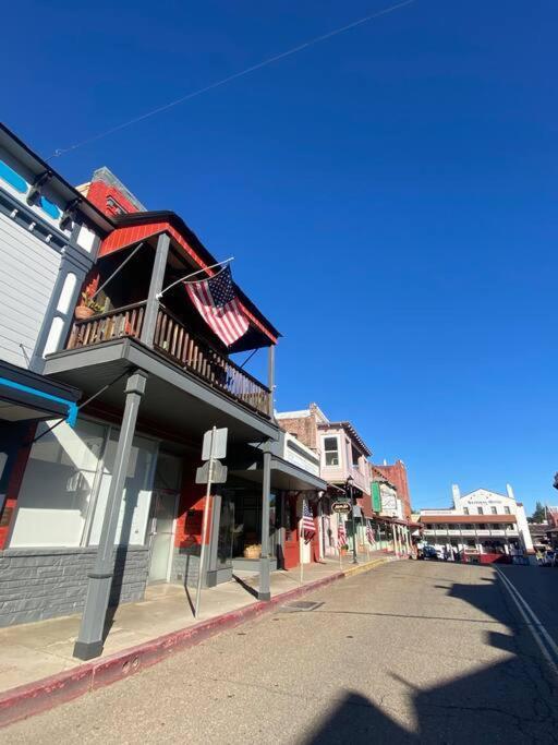 Spacious Downtown Jackson Retreat- Historic Hangout Екстериор снимка