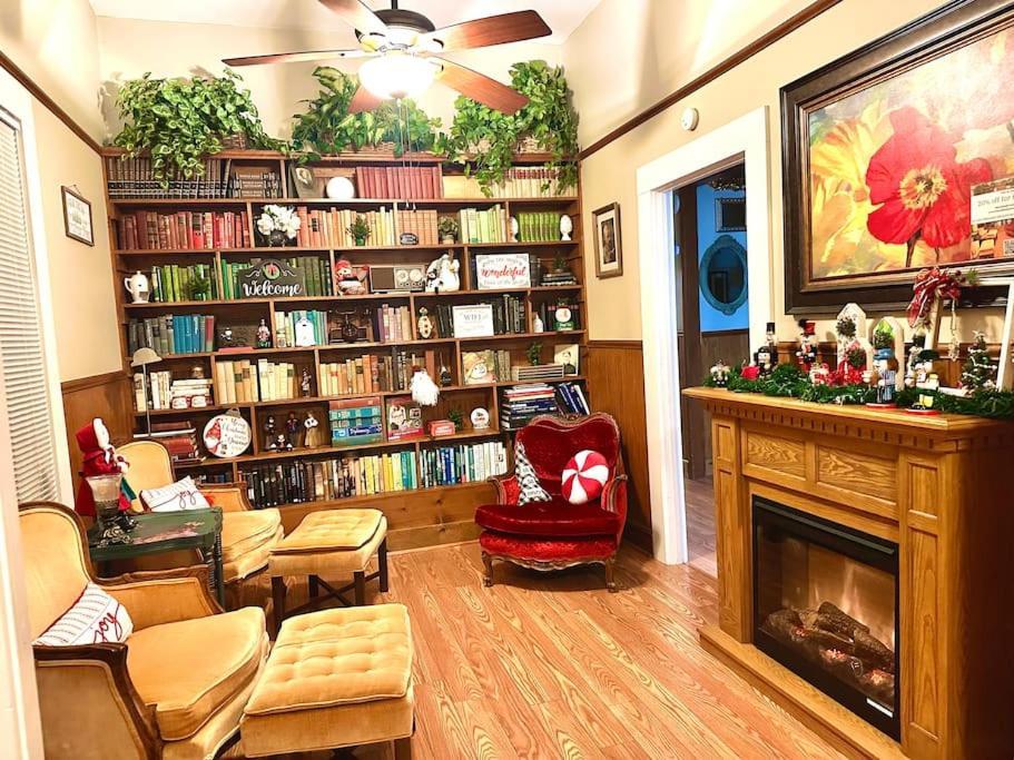 Spacious Downtown Jackson Retreat- Historic Hangout Екстериор снимка